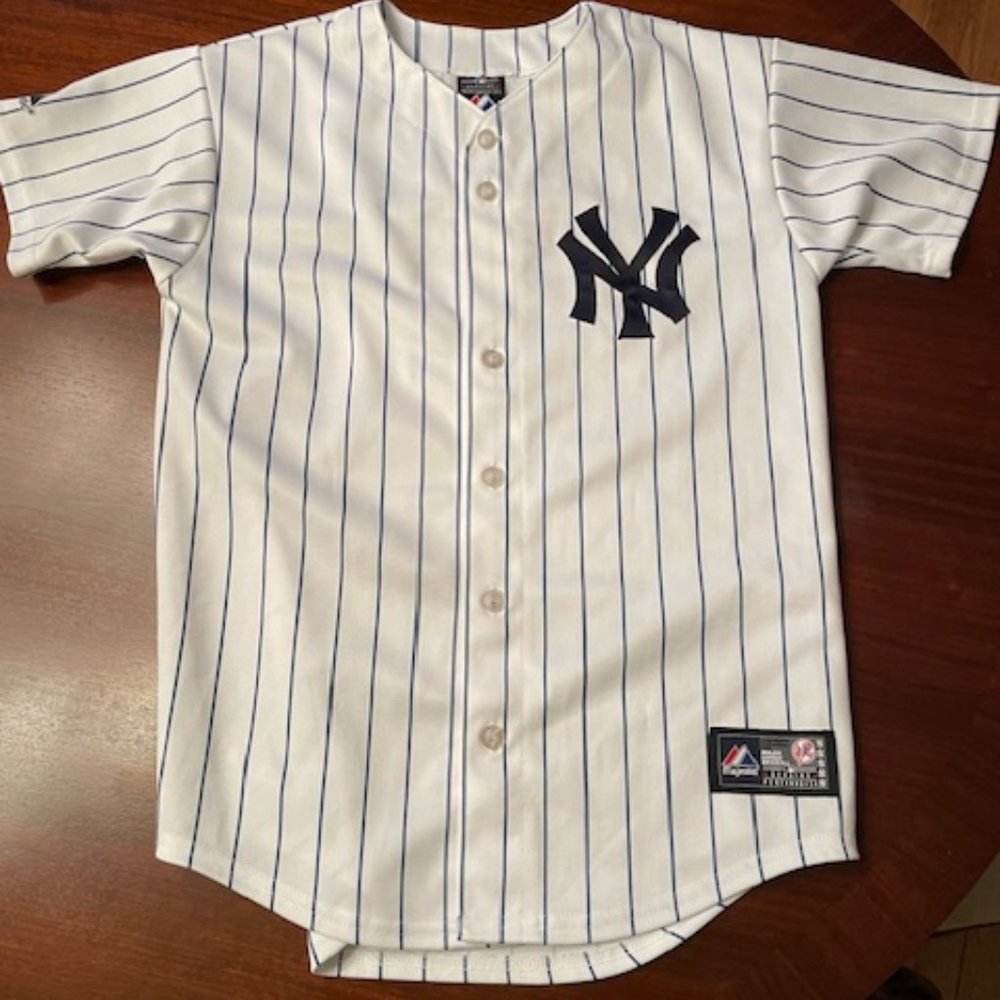 Derek Jeter #2 NY Yankees Majestic Baseball Jersey - White/Navy Youth Large